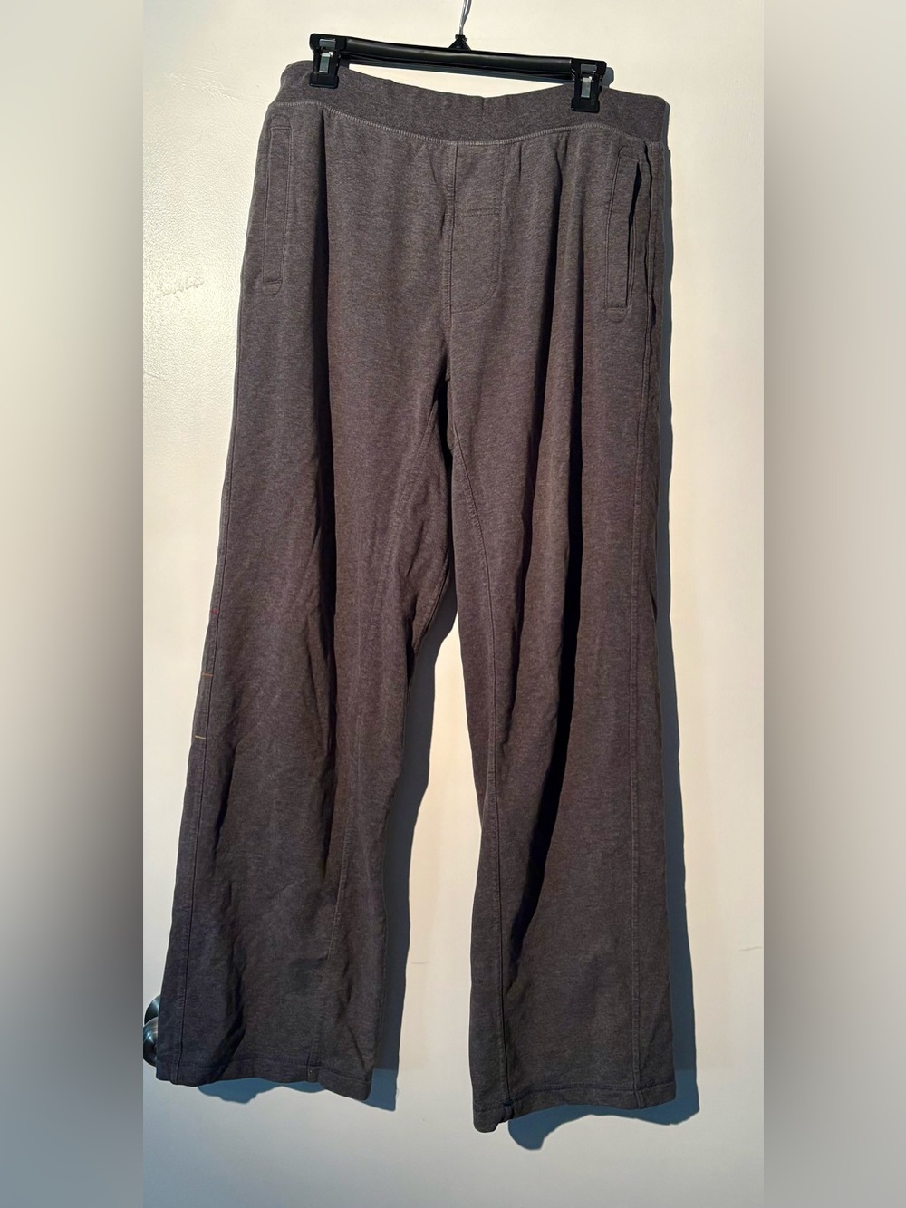 lululemon athletica Men's Gray Heather Sweatpants